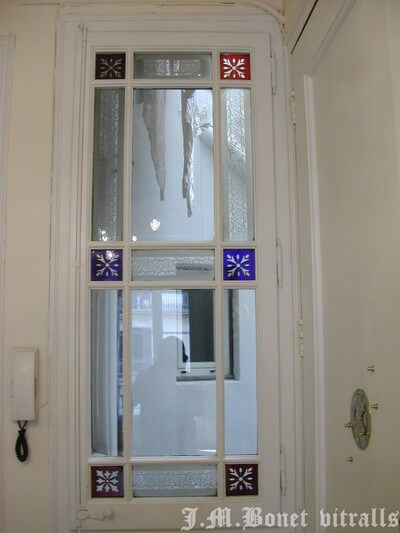 ガラスエッチング参考作品 — 着色ガラスとの組み合わせ