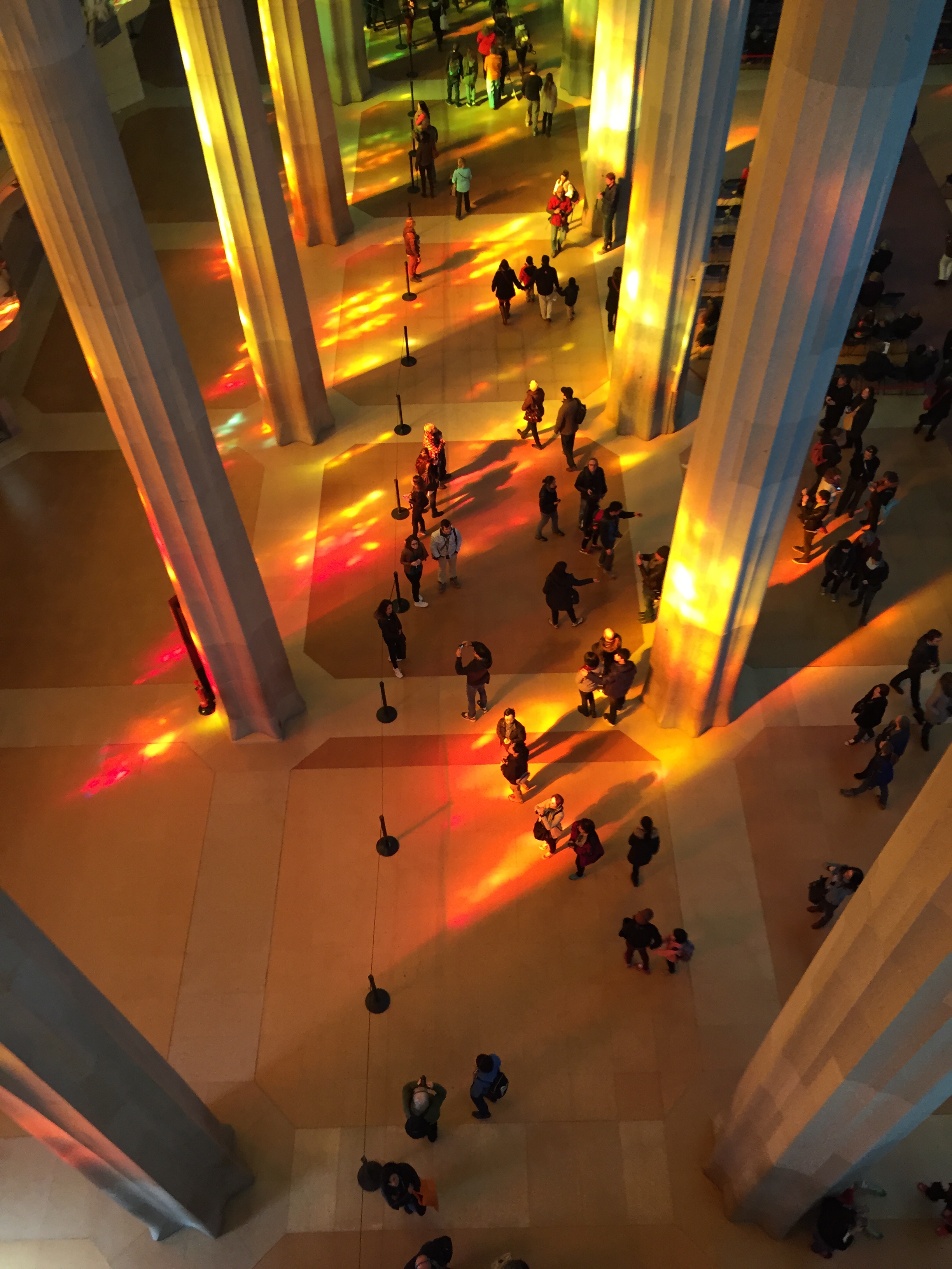 内部 床に投影された光の反射（俯瞰）